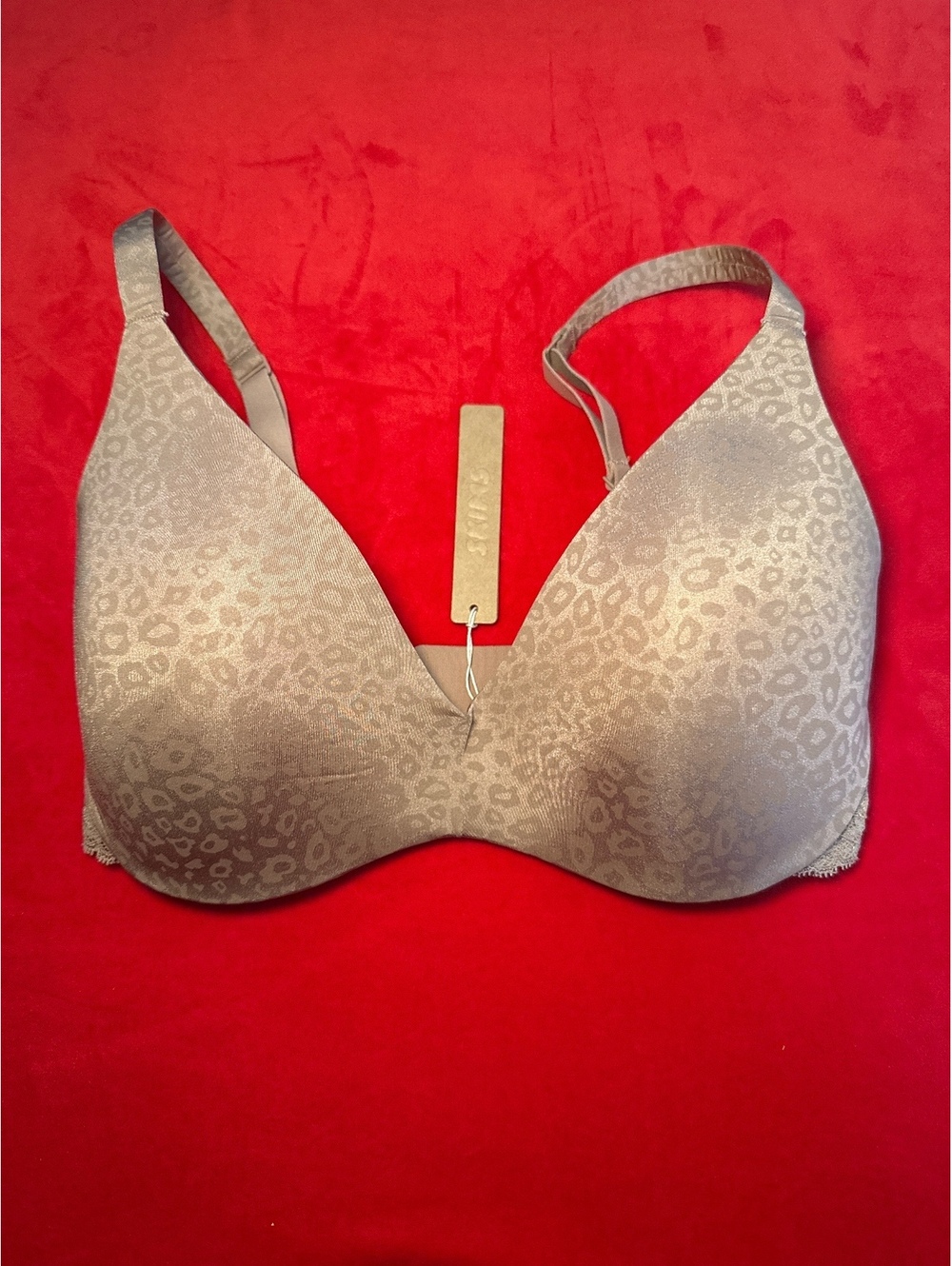 Skims Wireless Form Jacquard Push Up Plunge Bra in Sienna Micro Leopard 32DDD